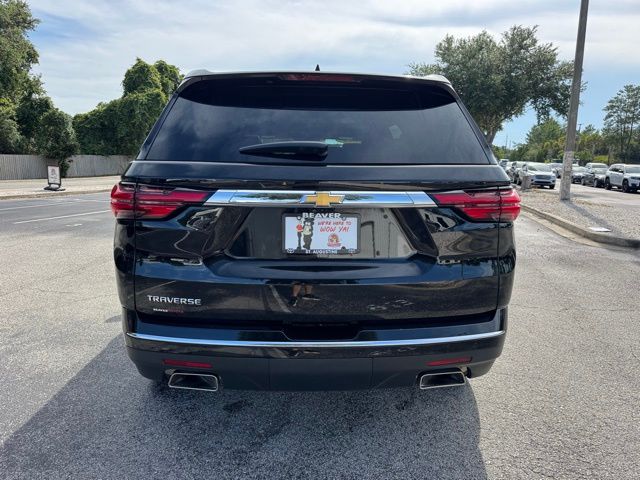 2022 Chevrolet Traverse High Country photo 2