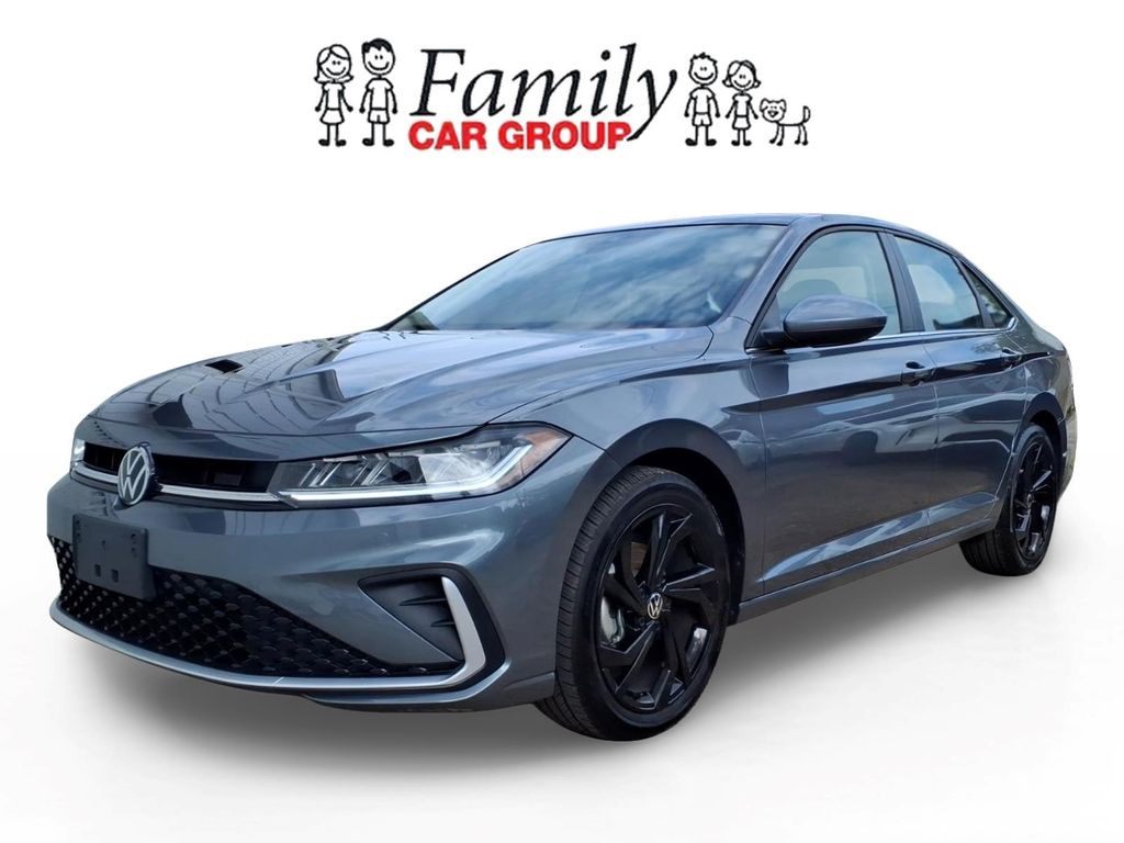 Platinum Gray Metallic 2025 Volkswagen Jetta Sedan Front-Wheel Drive 8-Speed Automatic