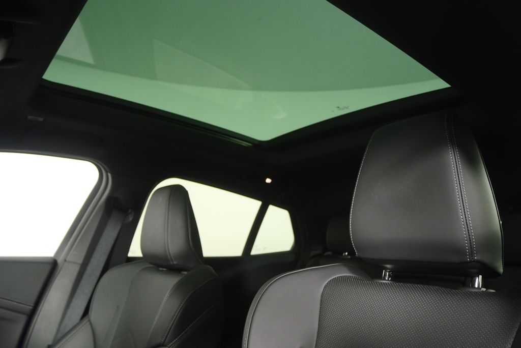 Thumbnail: 2025 BMW X2 - 11