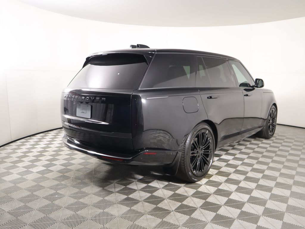 Thumbnail: 2026 Land Rover Range Rover - 5