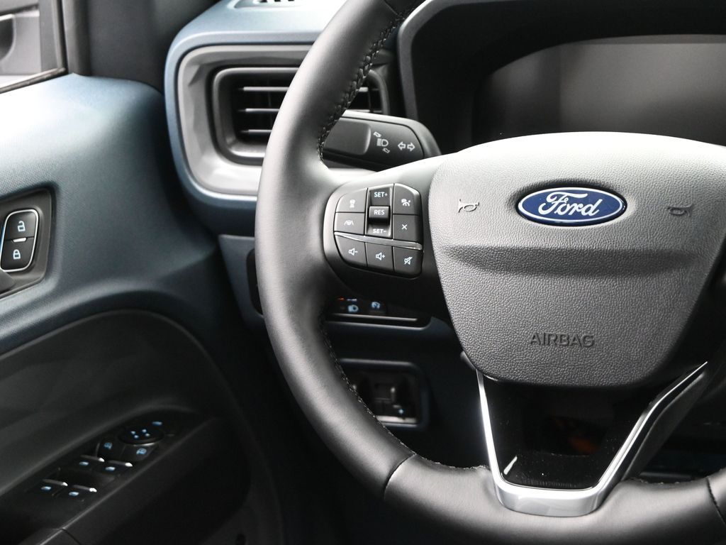 2025 Ford Maverick Lariat photo 25