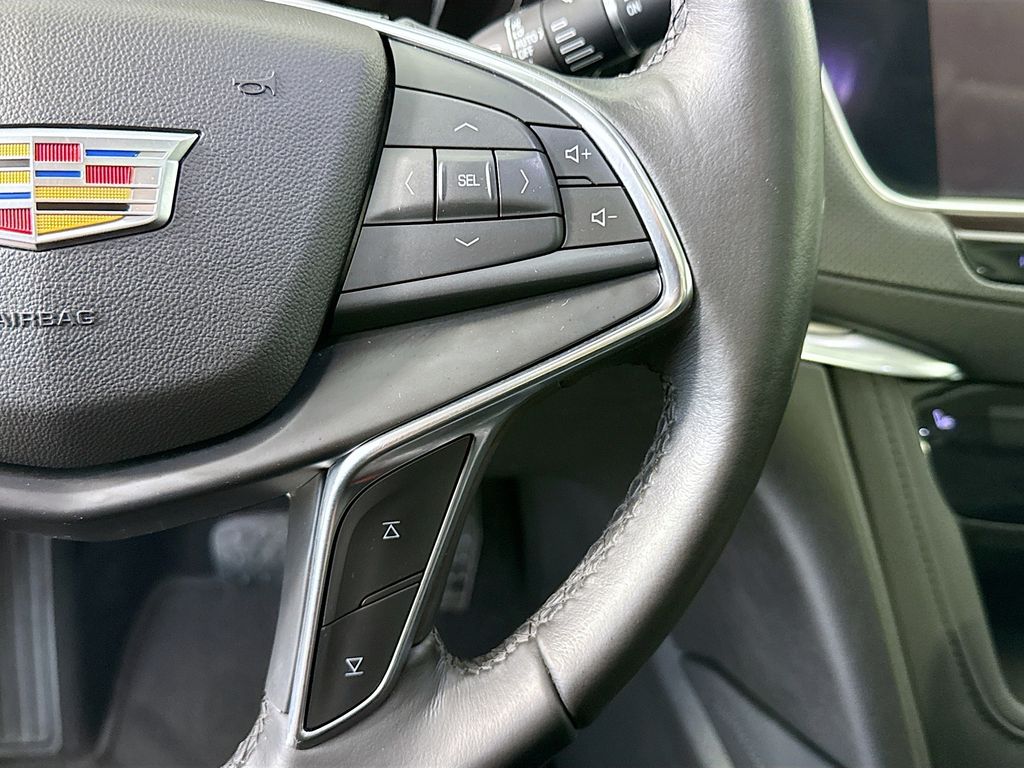 Thumbnail: 2019 Cadillac XT5 - 12