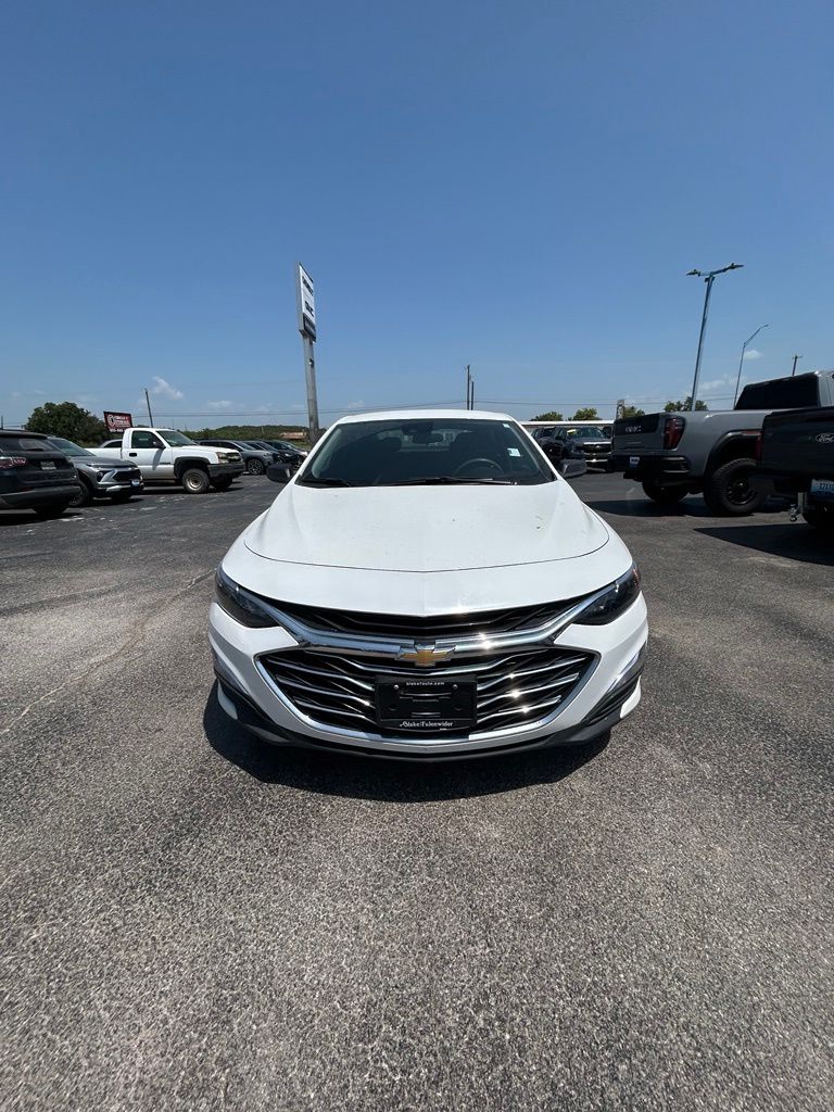 2023 Chevrolet Malibu LS FWD