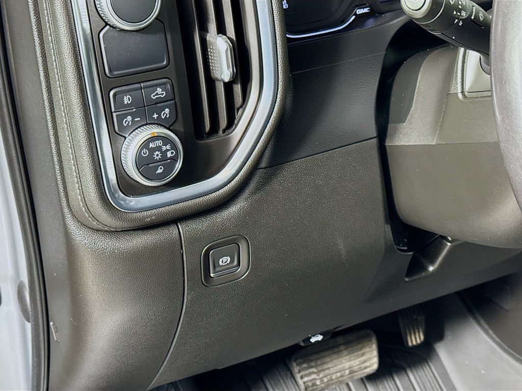 Thumbnail: 2021 GMC Sierra 1500 - 10