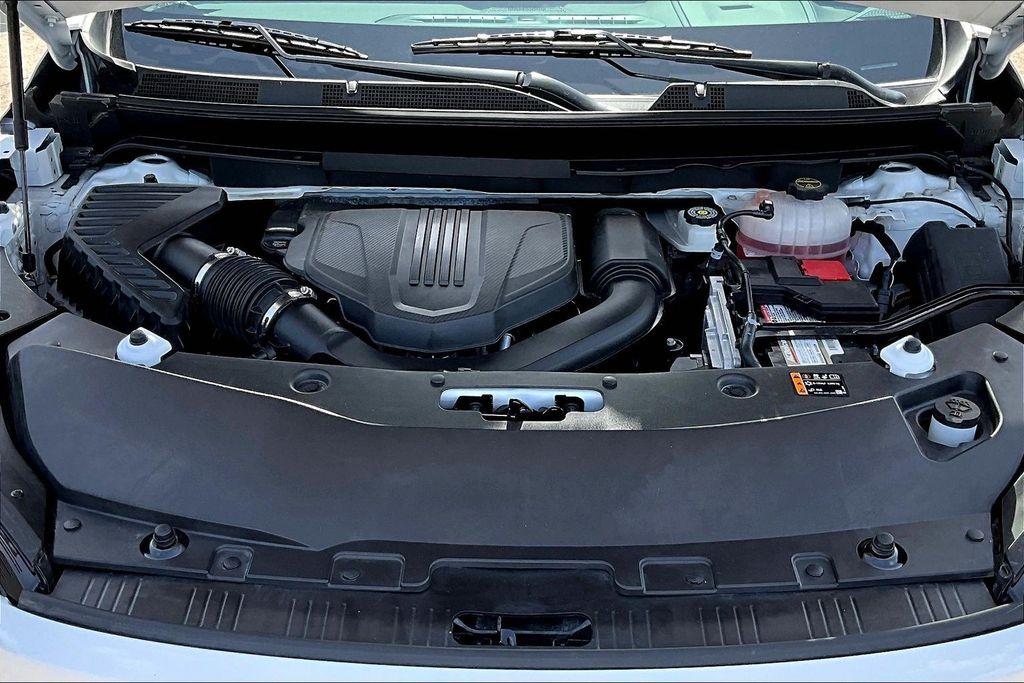 2025 Buick Enclave Preferred White at DeMontrond Gulf Freeway