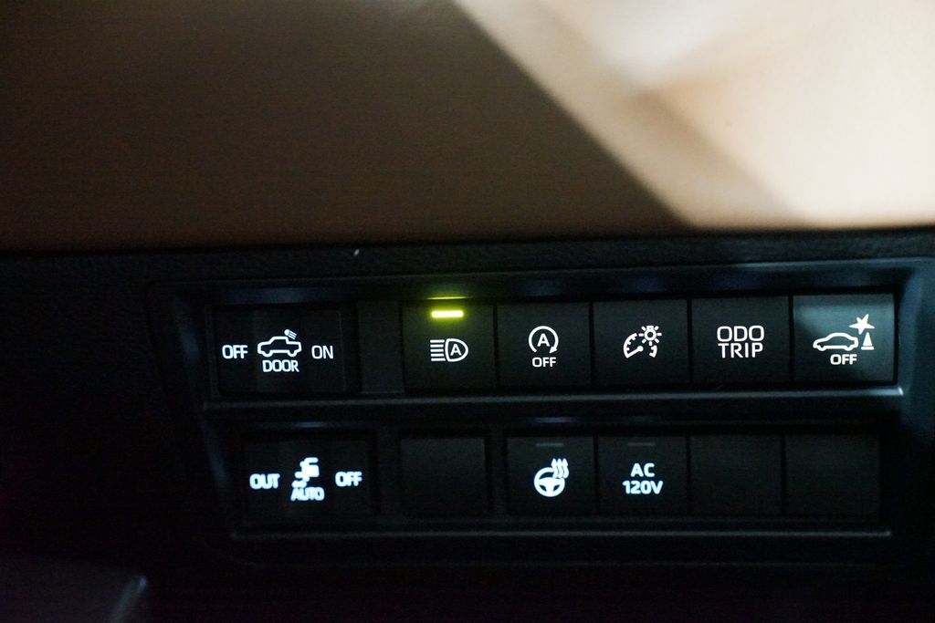 Thumbnail: 2026 Toyota Tundra - 27