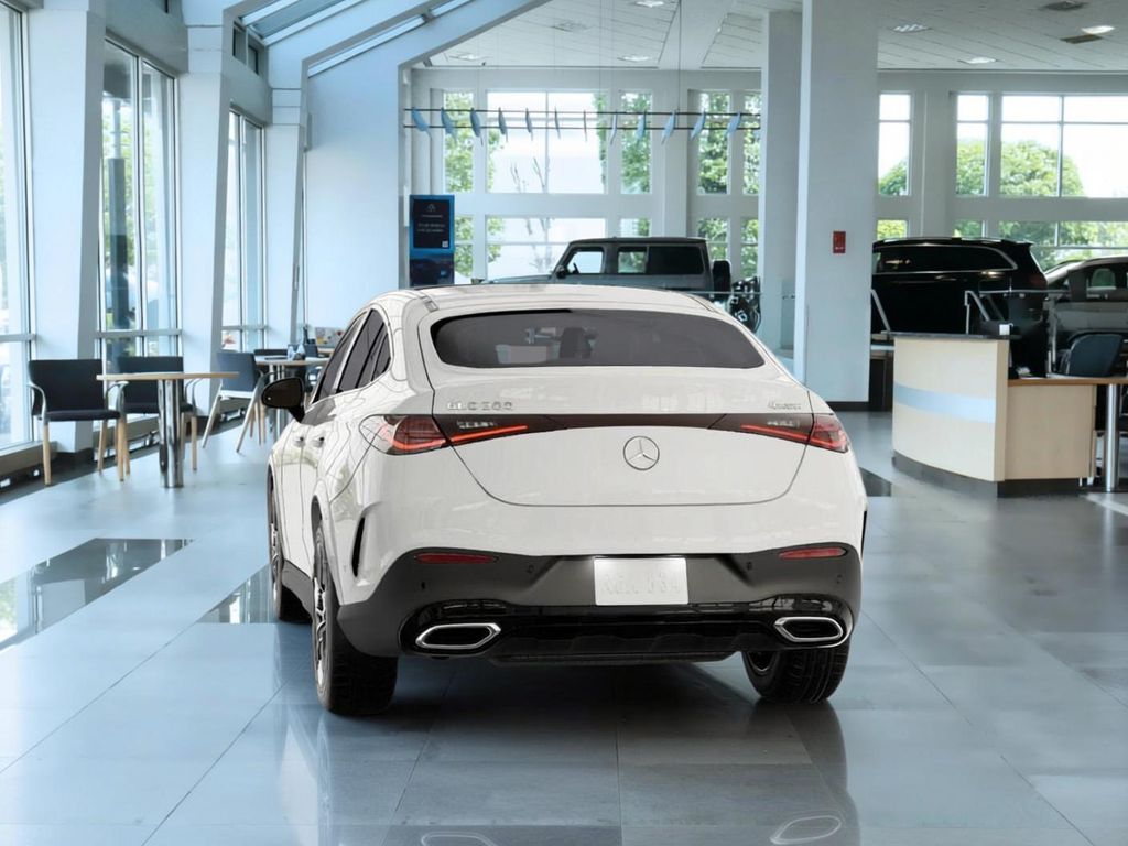Thumbnail: 2027 Mercedes-Benz GLC - 25