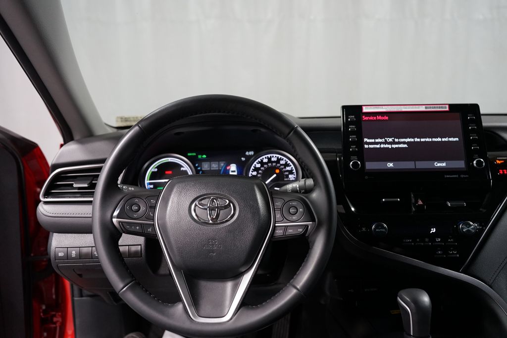 2024 Toyota Camry XLE 10