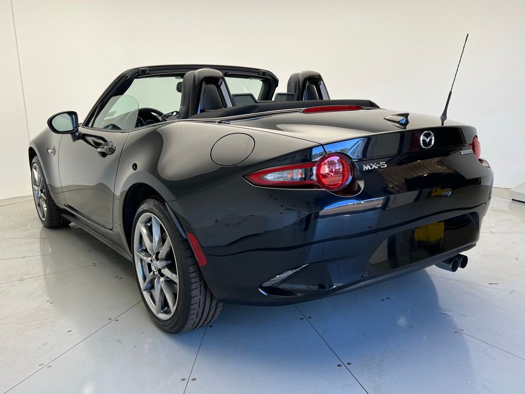 2023 Mazda MX-5 Miata Grand Touring 7