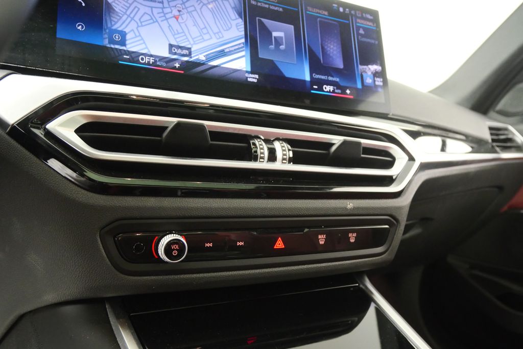 Thumbnail: 2023 BMW 3 Series - 23