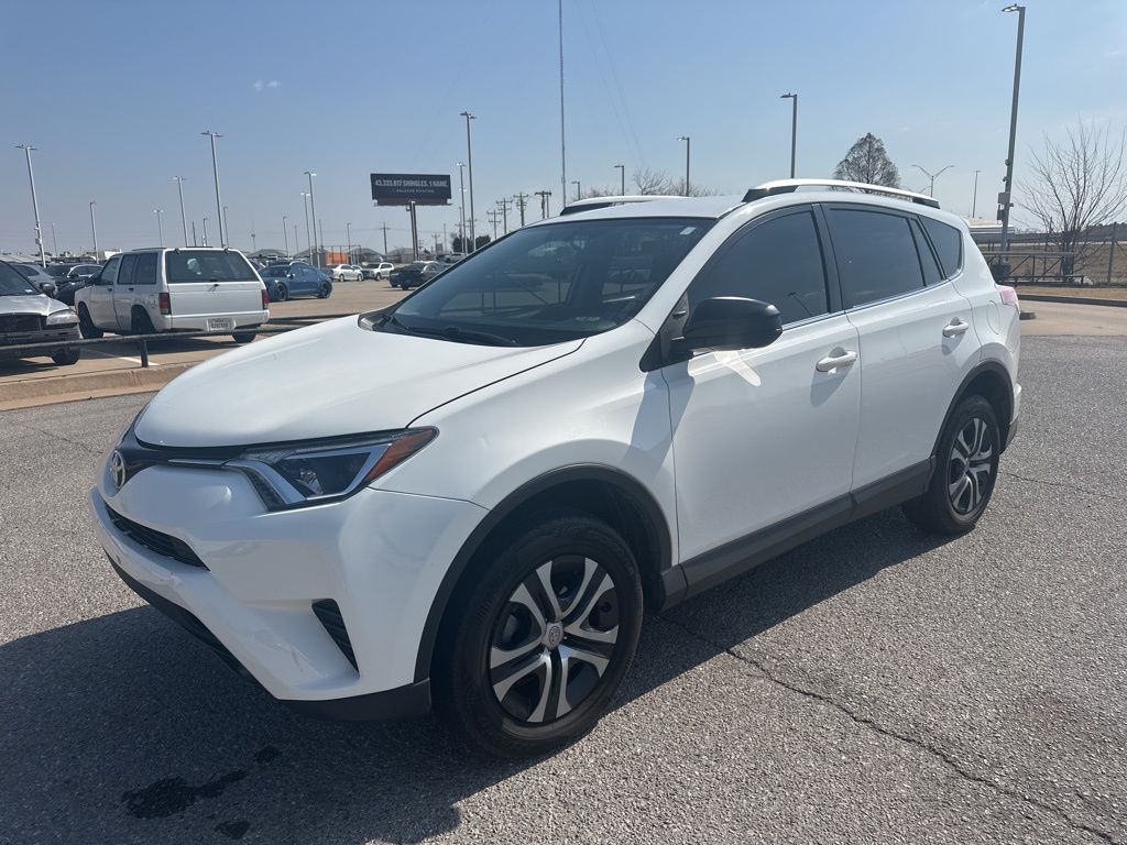 2016 Toyota RAV4 LE