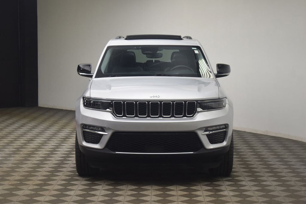 used 2022 Jeep Grand Cherokee car, priced at $29,400