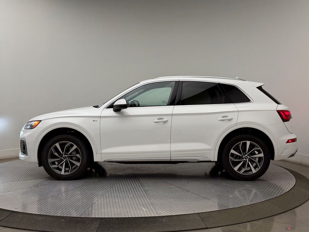 Thumbnail: 2023 Audi Q5 - 5