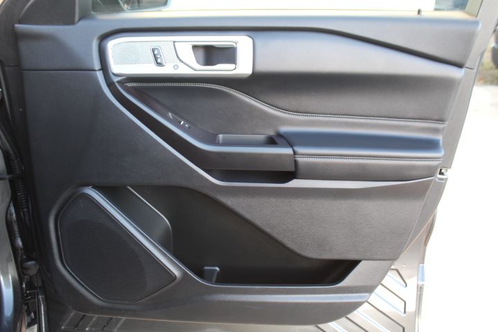 Used Car 2020 Ford Explorer  Limited For Sale Under $25,000 In Georgetown, Texas