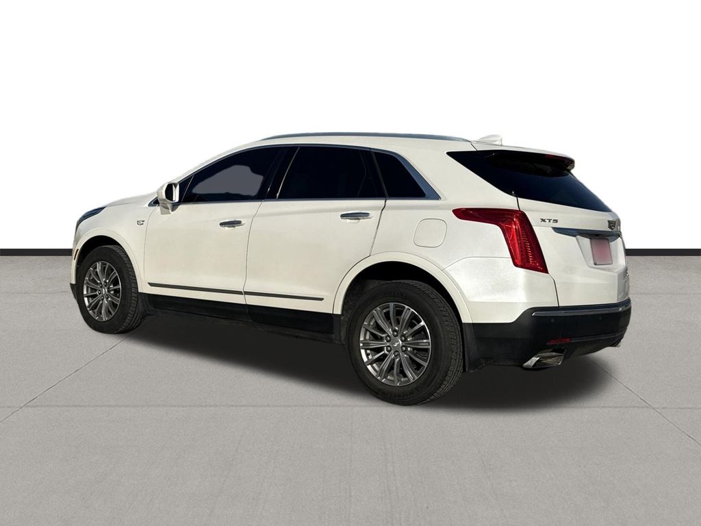 2019 Cadillac XT5 Luxury - 6