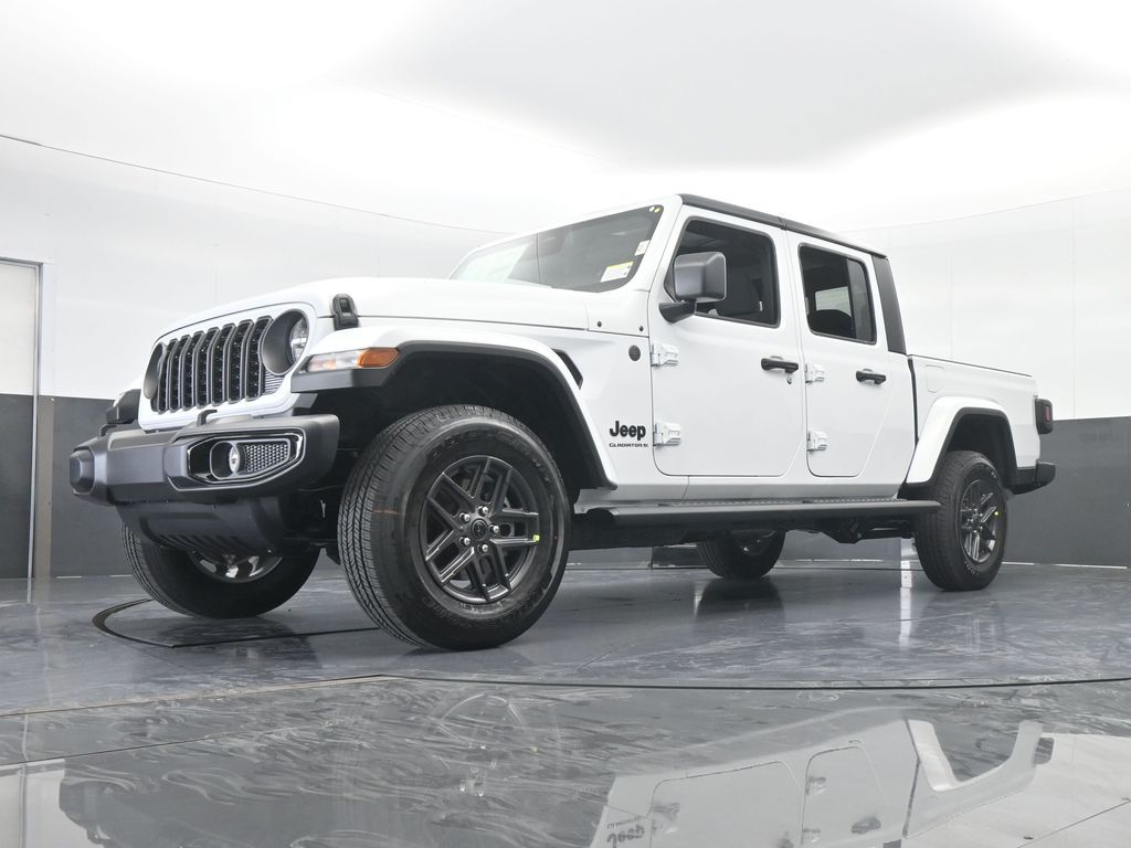 New 2026 bright white clearcoat Jeep Sport S image 47