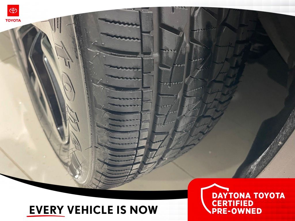 Used 2023 Toyota Highlander SUV