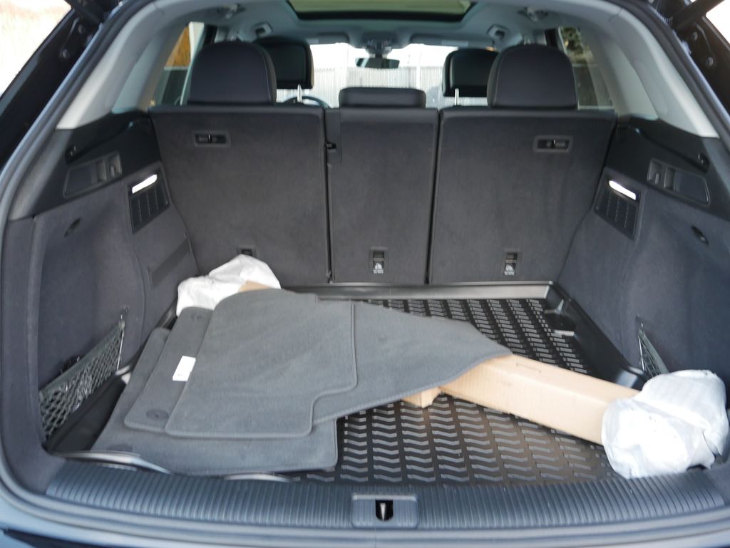 Thumbnail: 2023 Audi Q5 - 25