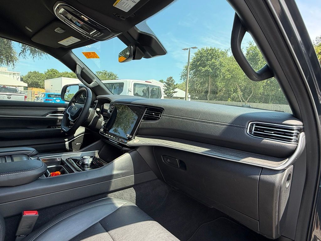 Used 2024 Jeep Wagoneer L SUV