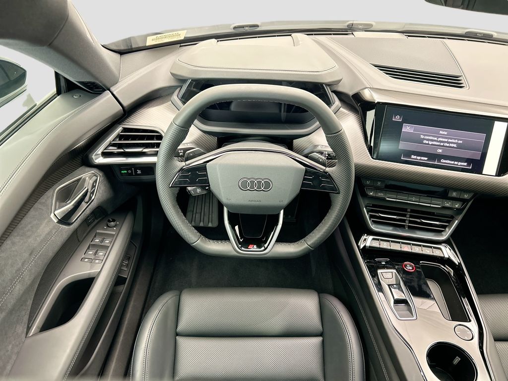 Thumbnail: 2026 Audi e-tron GT - 10