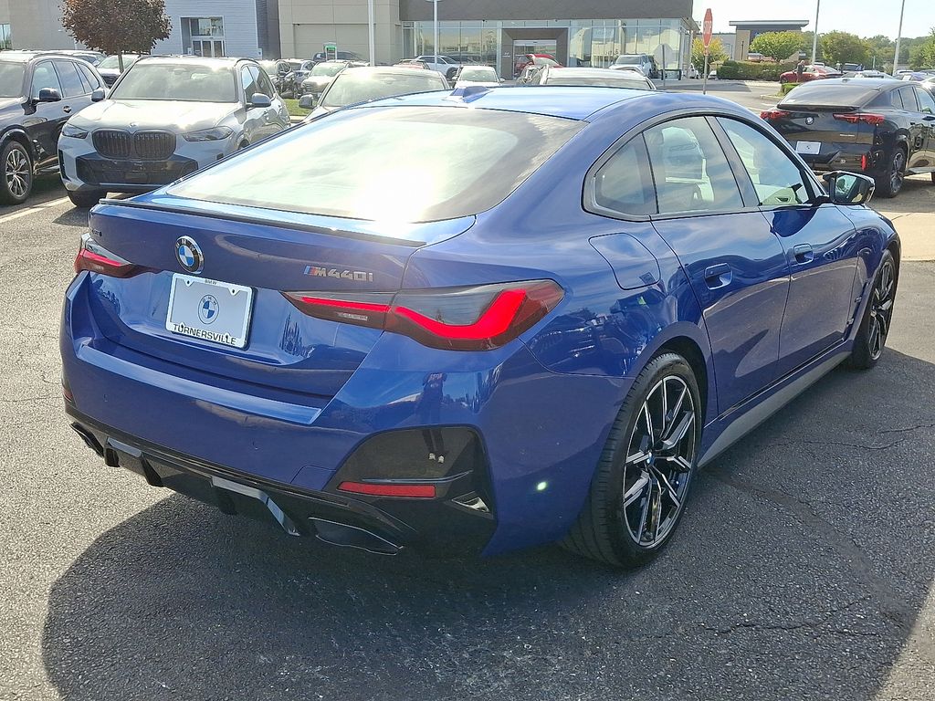 Thumbnail: 2024 BMW 4 Series - 6