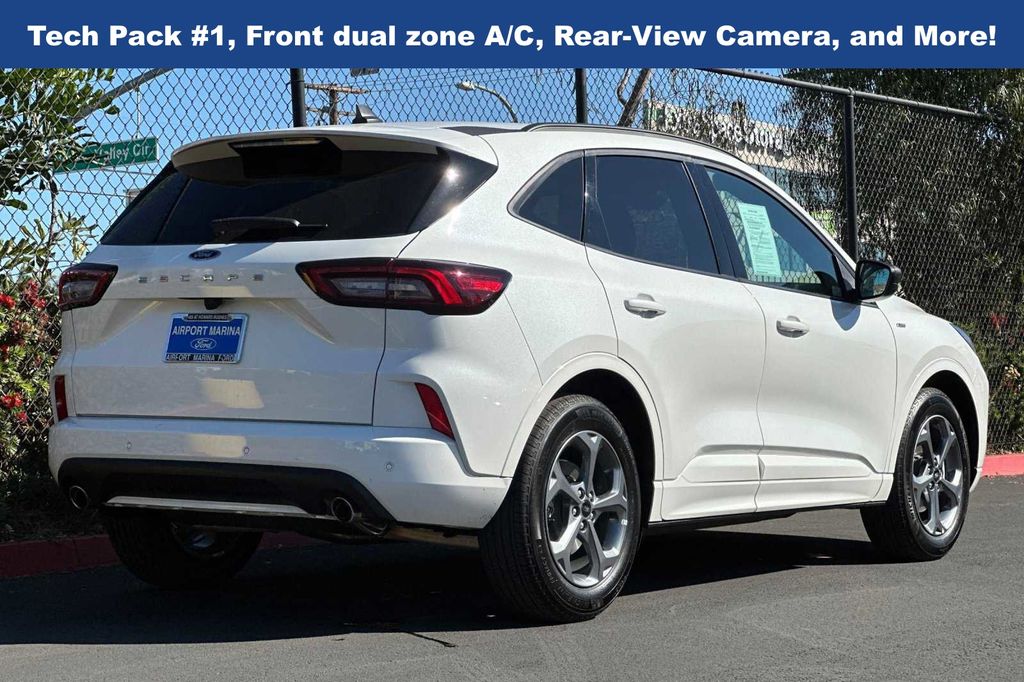 2024 Ford Escape ST-Line 5