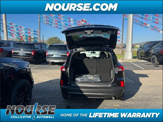 2025 Ford Escape Hybrid ST-Line photo