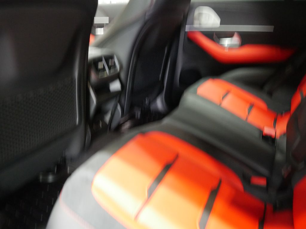 Thumbnail: 2026 Mercedes-Benz GLE - 24