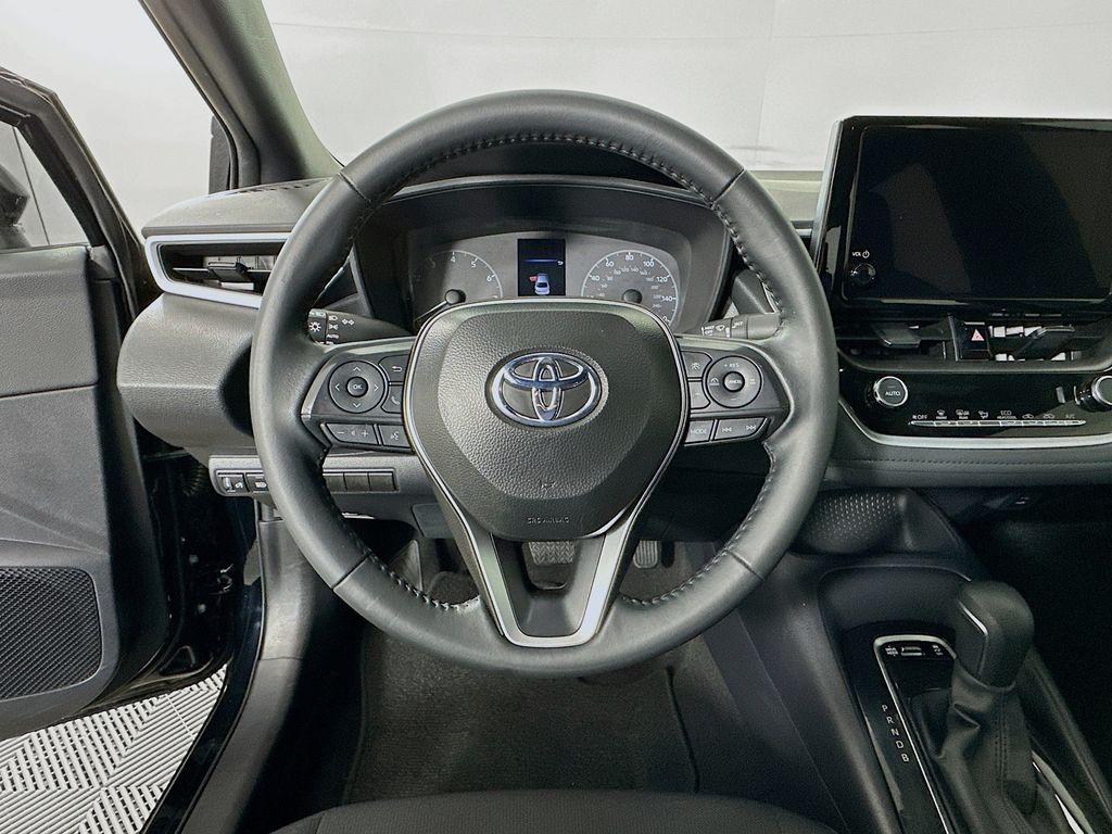 Thumbnail: 2025 Toyota Corolla - 11