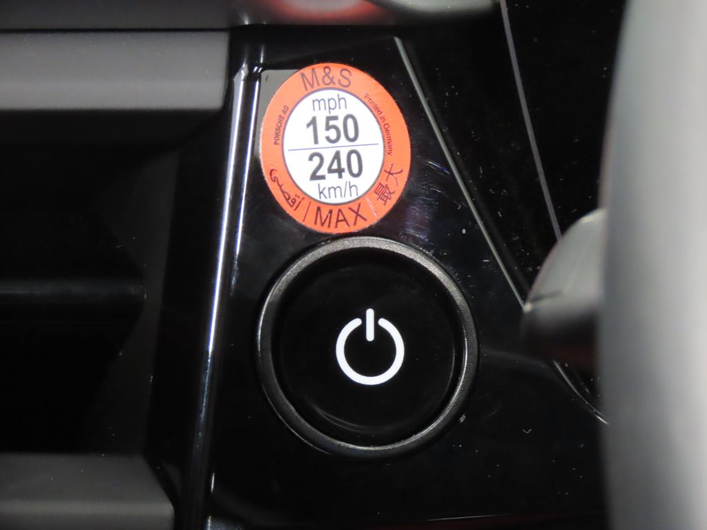 Thumbnail: 2024 Porsche Macan - 23