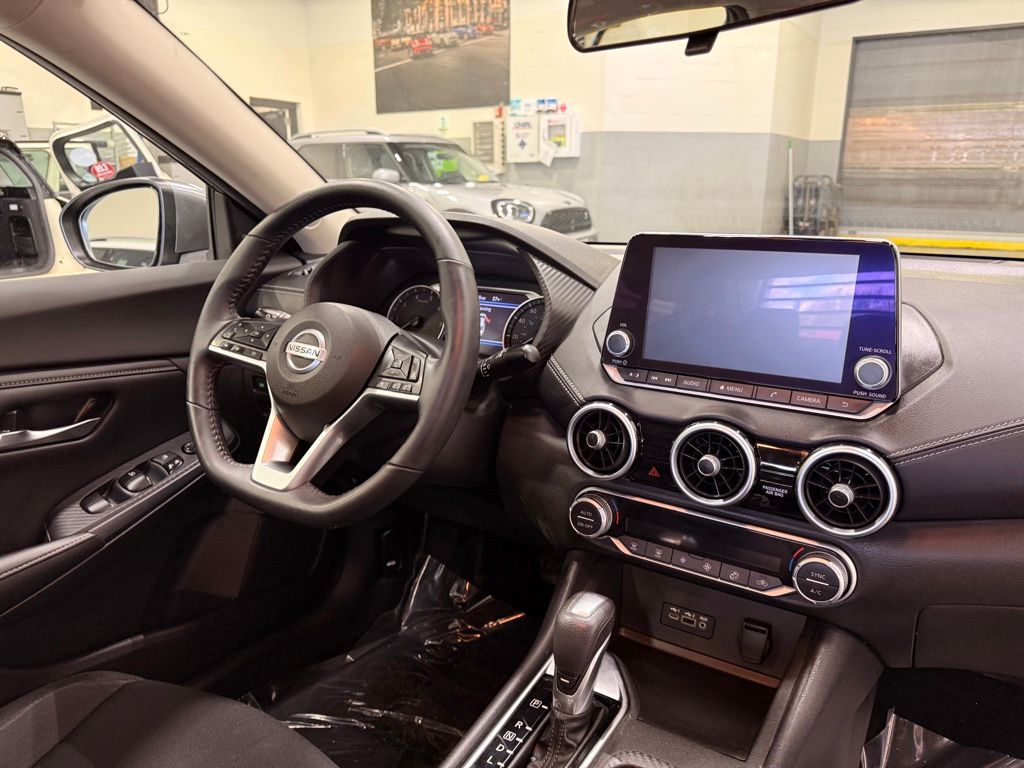 Thumbnail: 2021 Nissan Sentra - 31