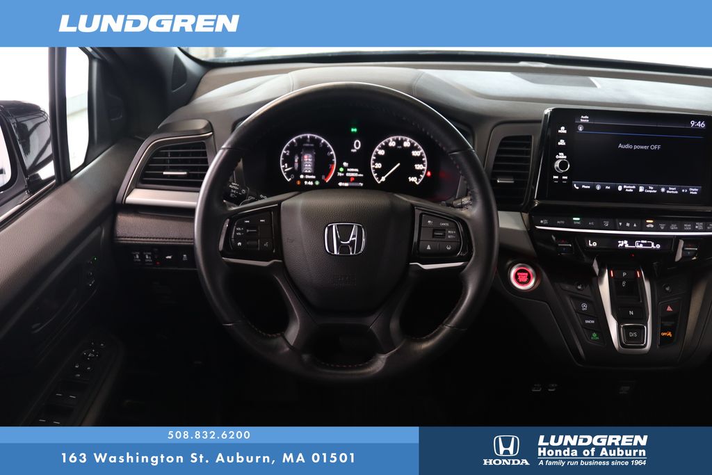 Used 2025 Honda Odyssey Van