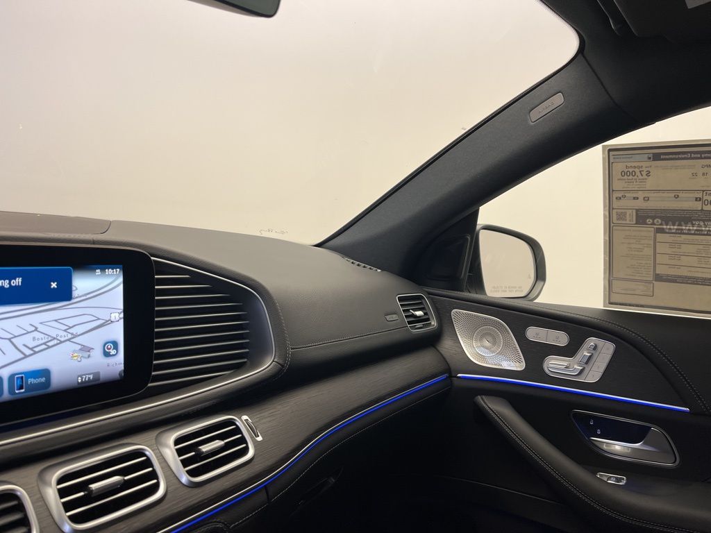 Thumbnail: 2026 Mercedes-Benz GLE - 20