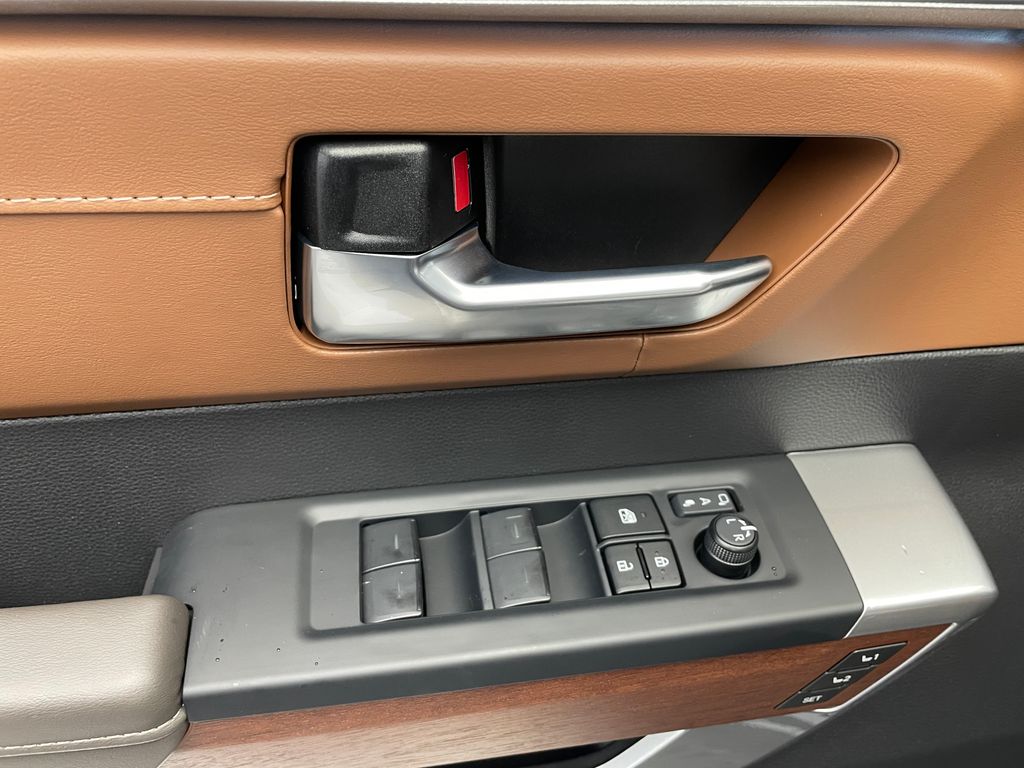 Thumbnail: 2025 Toyota Tundra - 10