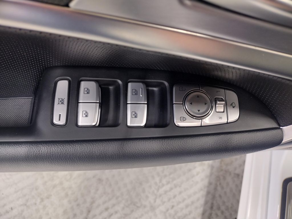 2020 Genesis G70 2.0T