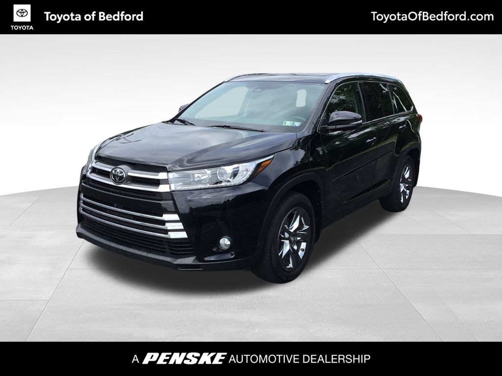 2018 Toyota Highlander Limited Platinum Hero Image