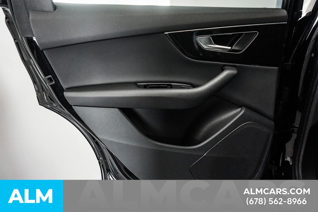 Used 2025 Black Audi 55 Premium image 56