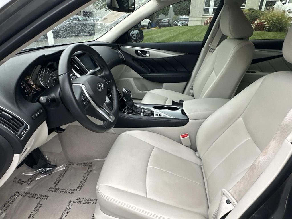 Thumbnail: 2020 INFINITI Q50 - 15