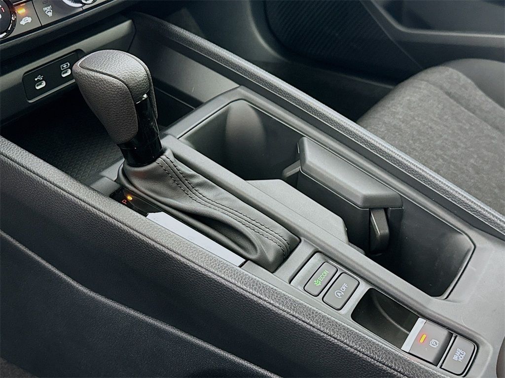 2025 Honda Accord LX photo