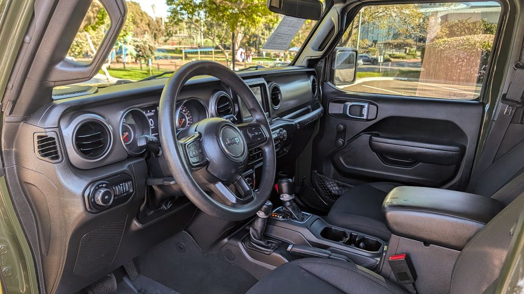 Used 2022 Jeep Wrangler Unlimited Willys 4D Sport Utility