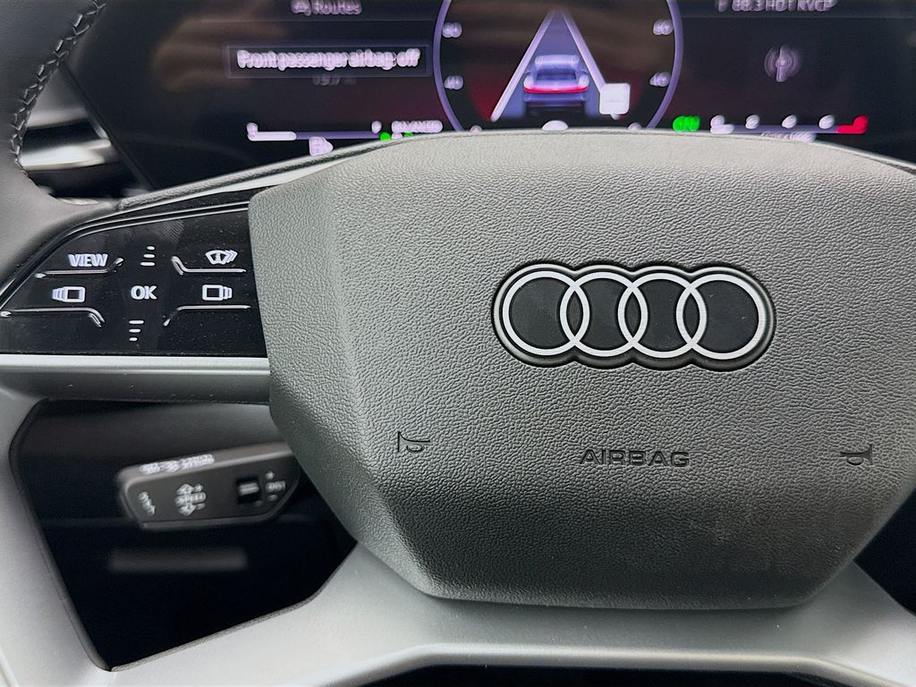 Thumbnail: 2025 Audi Q5 - 11