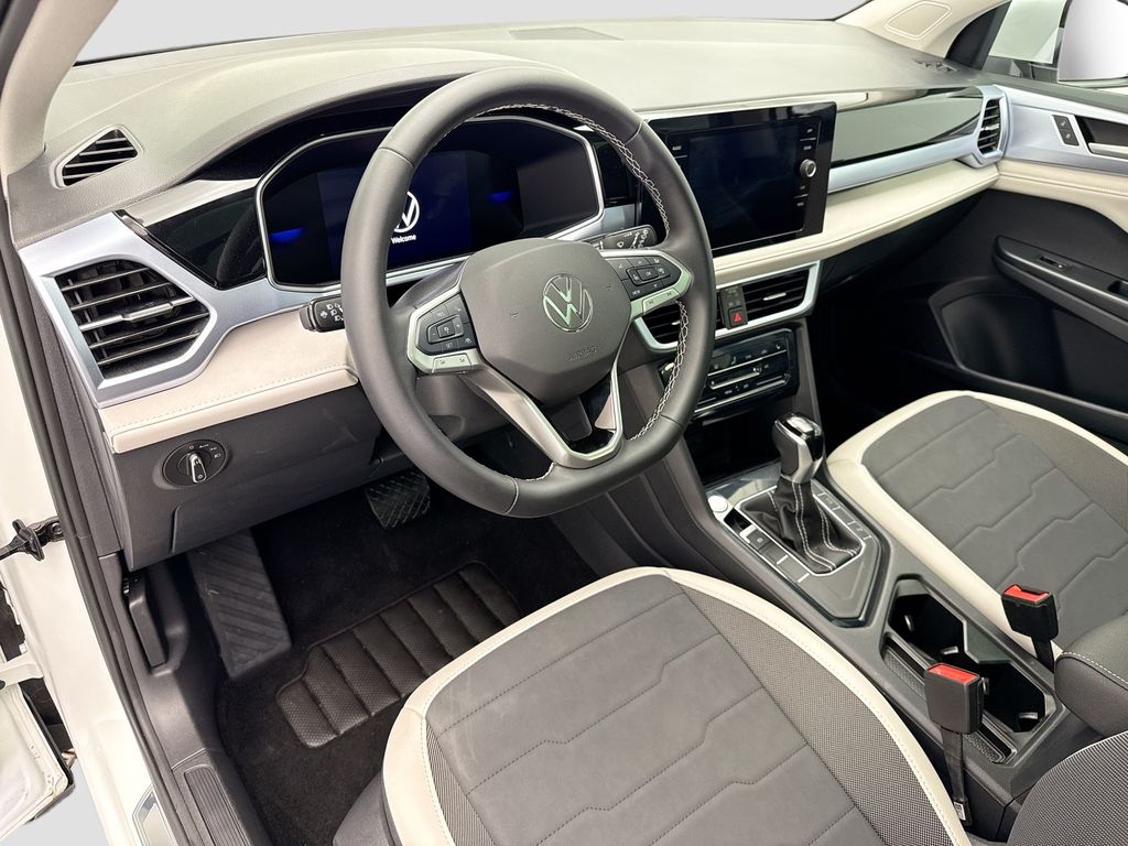 Thumbnail: 2025 Volkswagen Taos - 9