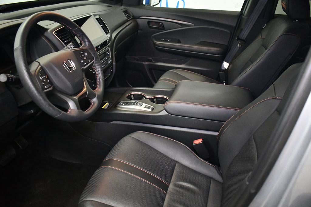 Thumbnail: 2024 Honda Passport - 27