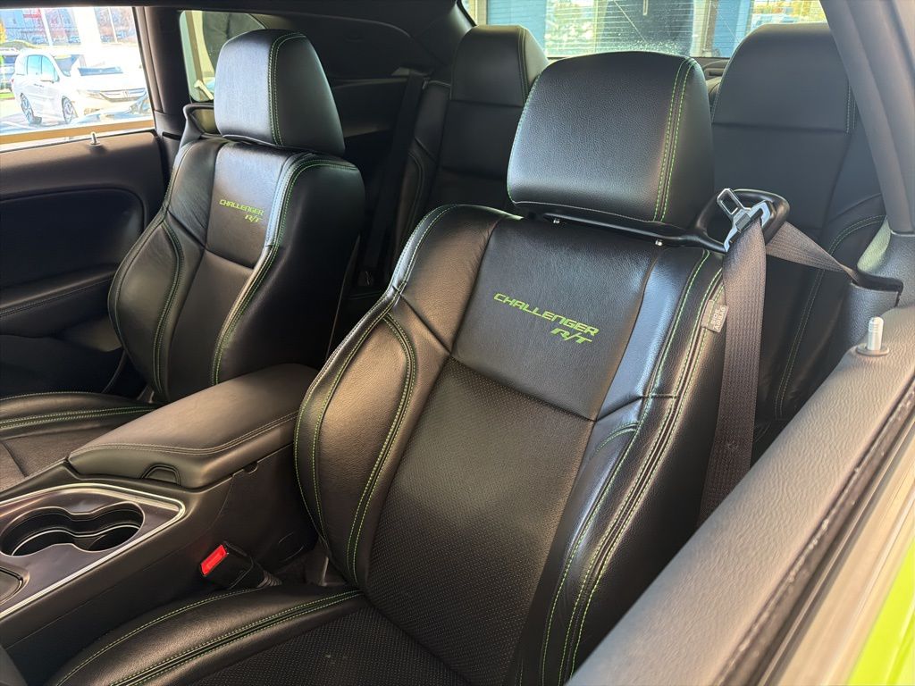 Thumbnail: 2015 Dodge Challenger - 12