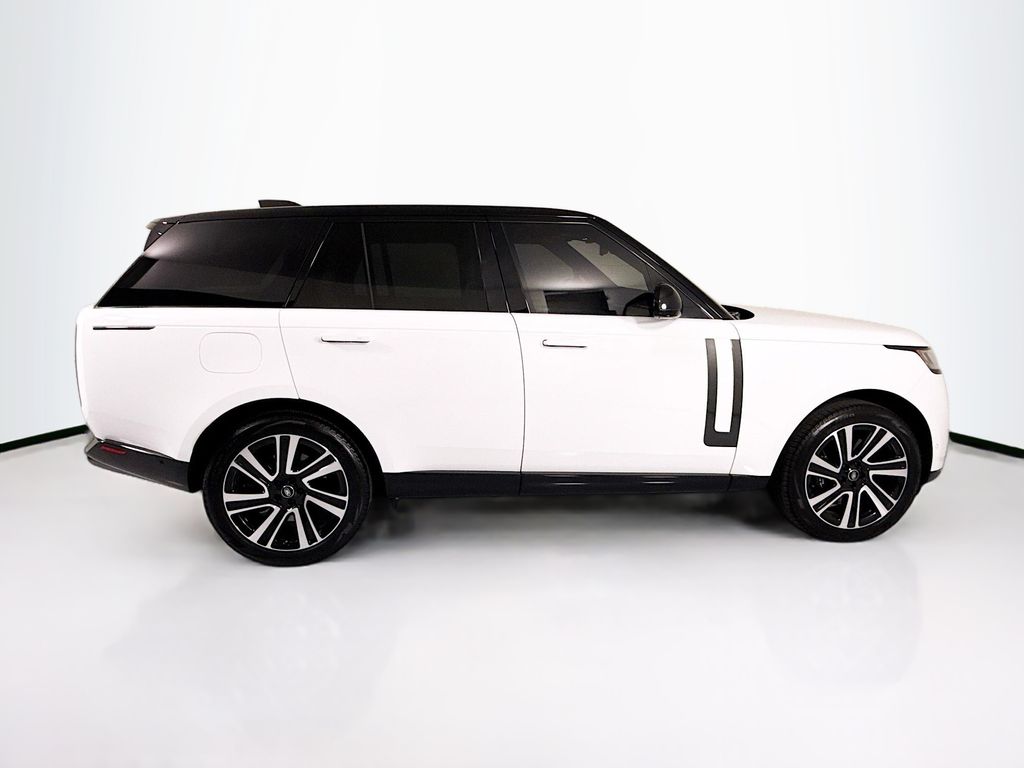 Thumbnail: 2023 Land Rover Range Rover - 4