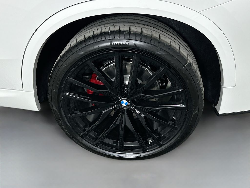 Thumbnail: 2026 BMW X5 - 23