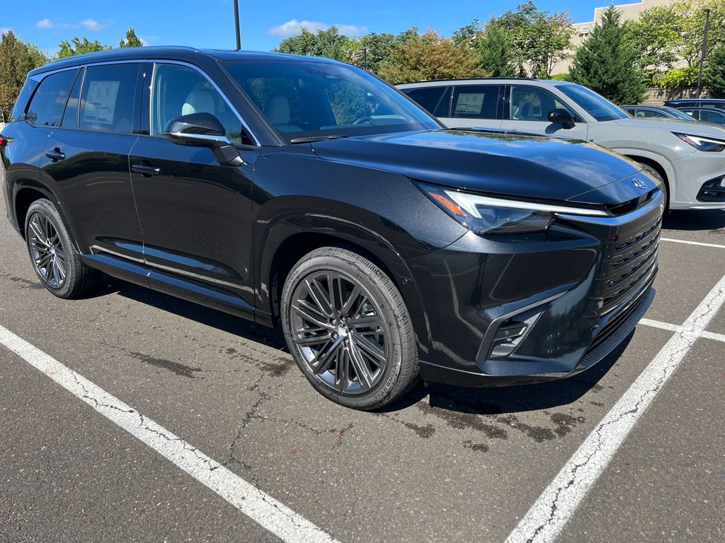 2026 Lexus TX 350 Luxury photo 3