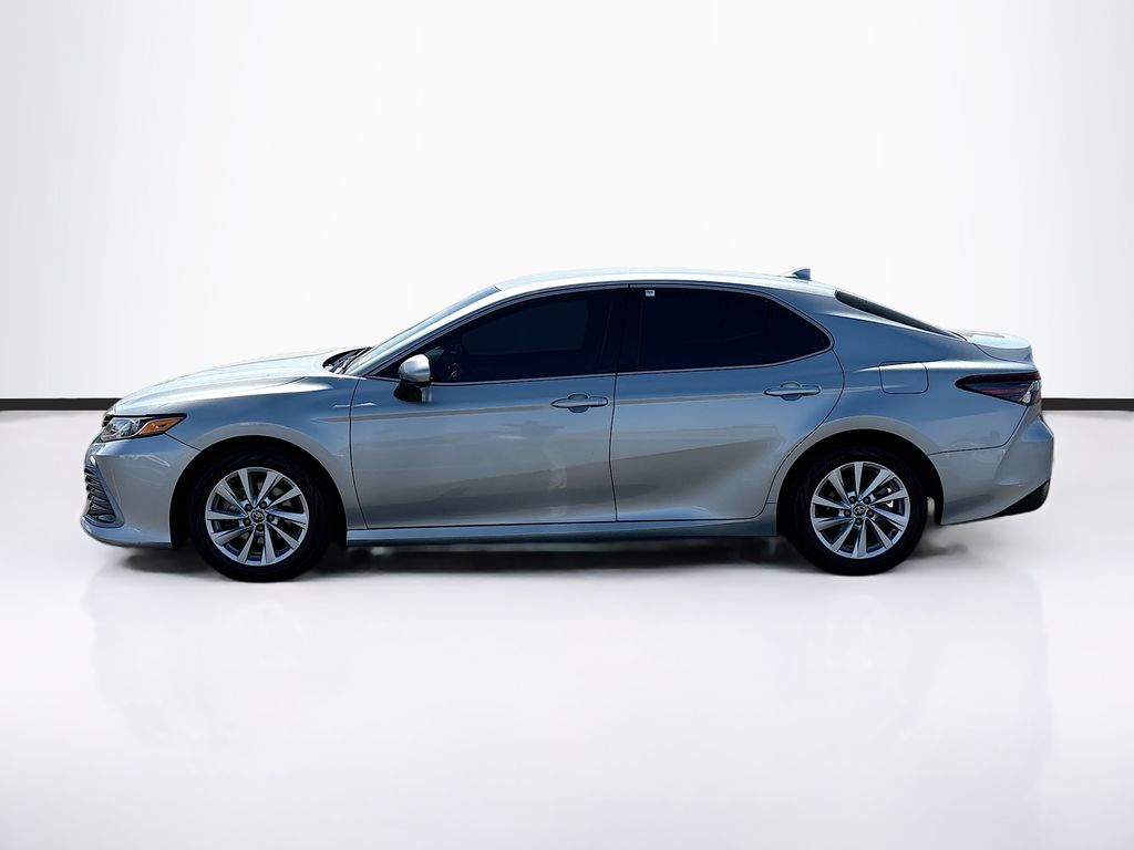 Thumbnail: 2023 Toyota Camry - 8