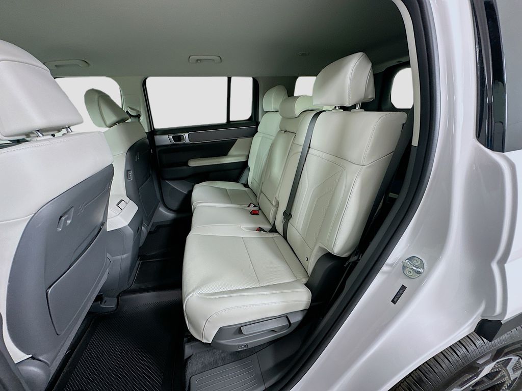 Thumbnail: 2026 Hyundai Santa Fe - 16