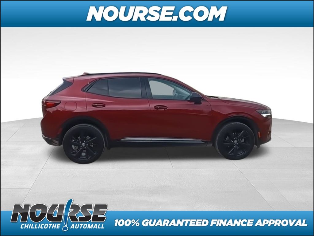 2022 Buick Envision Essence photo